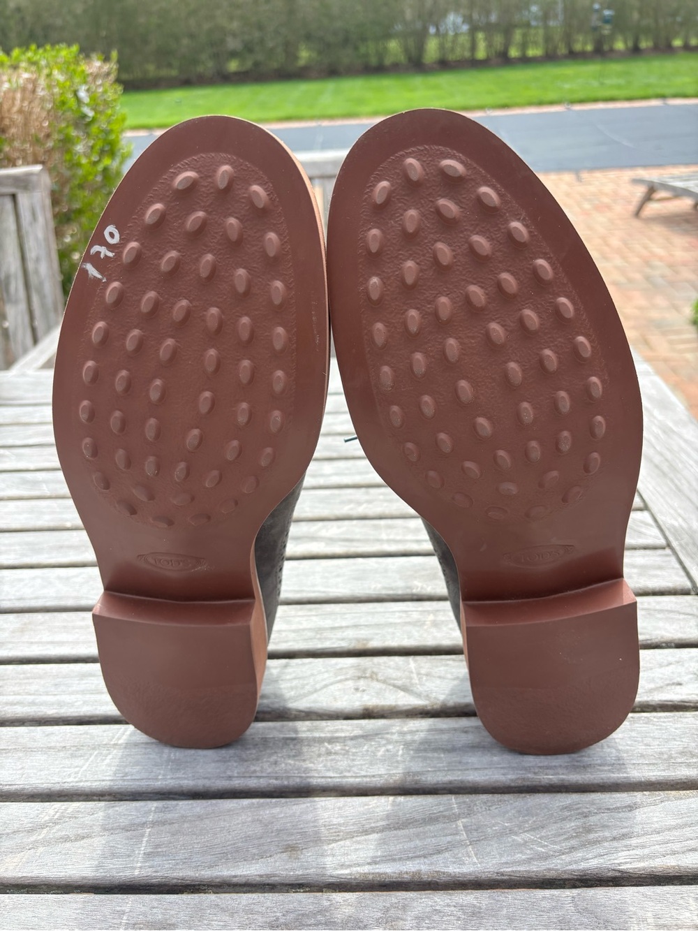 Tod’s Derby Bucature Wing Tip Lace Up Suede Oxfords Sage Green Size 11 - Picture 14 of 16